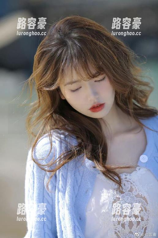 走进www.17入口，女生们最爱的吃瓜话题全揭秘