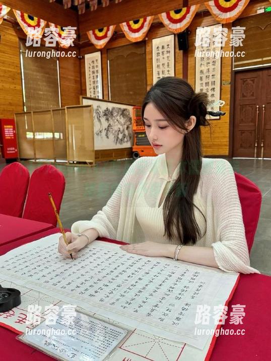 www.17吃瓜安卓版本震撼来袭，精彩内容不停更新