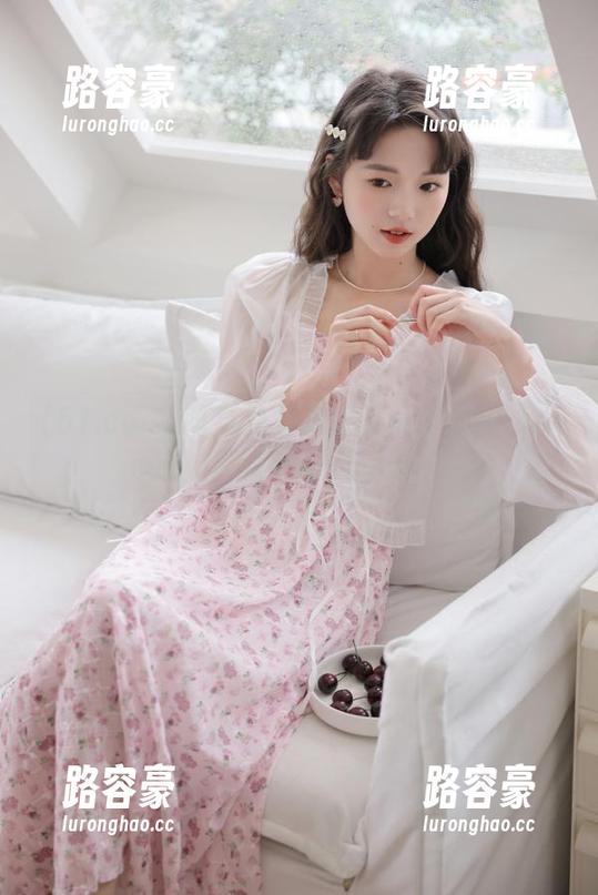萌系少女必备的www.51.com网站网页吃瓜逗趣指南！
