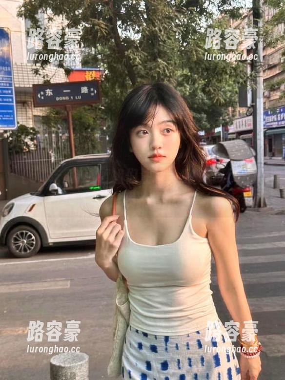 小姐姐们注意，51吃瓜fun苹果版必备线路看瓜不等待
