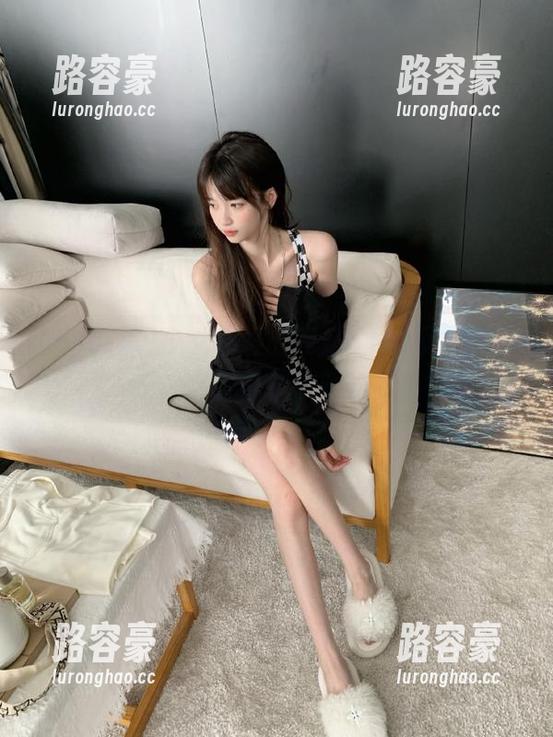 少女最爱的网站51吃瓜，今日吃瓜必吃最新瓜子吃不停