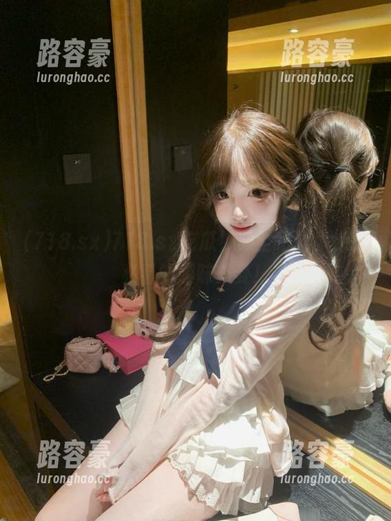 718.sx吃瓜视频全纪录，少女必看的趣味八卦！