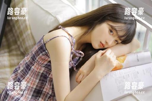 91吃瓜中心 91吃瓜中心网页地址大全,妹子陪你边吃瓜边吐槽