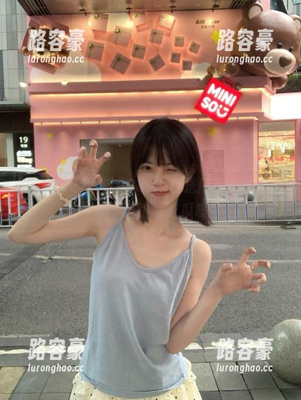 通过998.su传送门，女生也能永不迷路地吃瓜噢