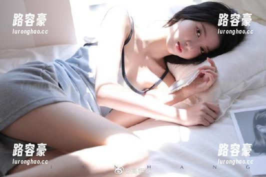在heiliao.su享受永久更新，吃瓜热闻实时掌握