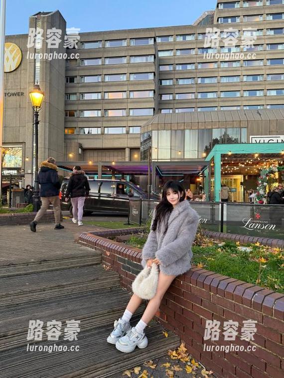 www.tttzzz668.su首页实时更新，观看热门吃瓜话题全覆盖