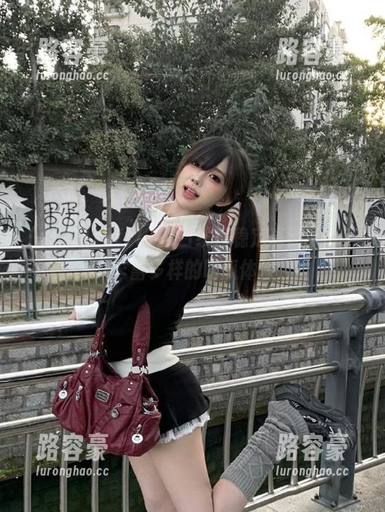 zztt11入口线路稳定高速，带来丰富多样的吃瓜体验