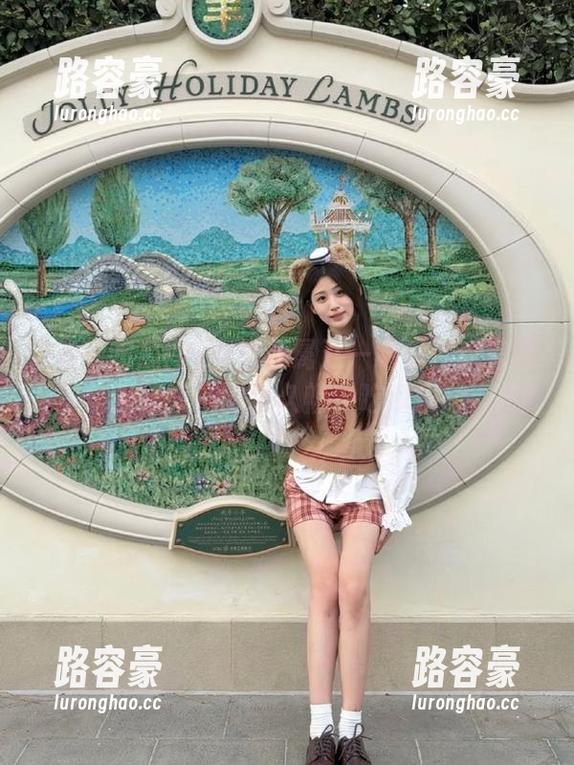 女生专属五一吃瓜网站官网入口，一键永久畅享吃瓜乐趣