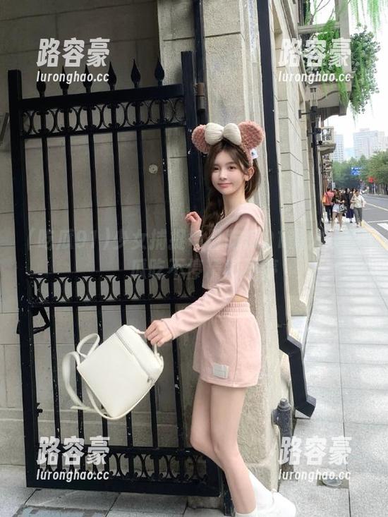 少女捕捉每日吃瓜91最火线路，瓜吃不停精彩不停