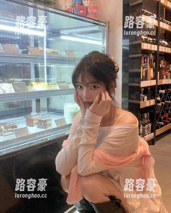 吃瓜爆料 最新动漫游戏盛宴,网红吃瓜爆料精彩不断
