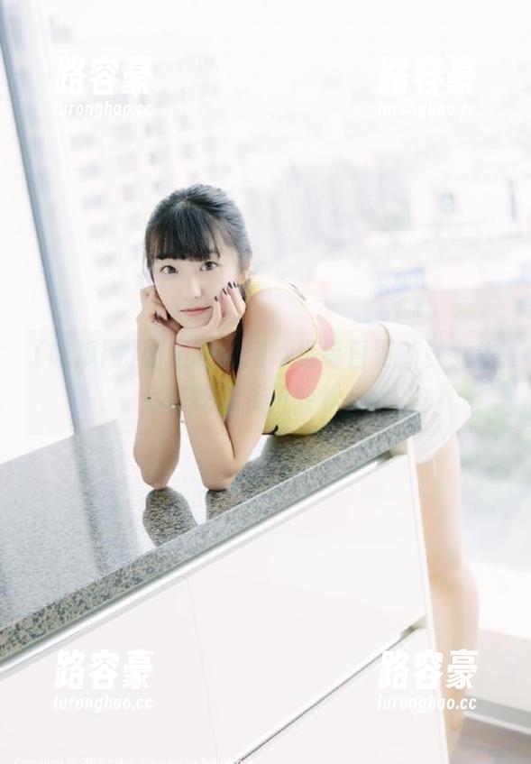 朝阳吃瓜网地址每日更新，女生专享吃瓜资讯轻松get