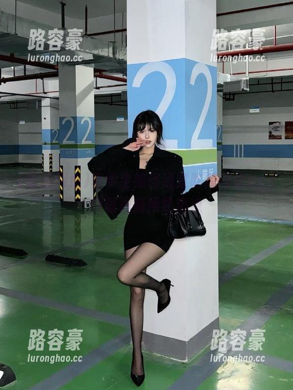 留学生如何通过吃瓜网址app获取最新网络热点