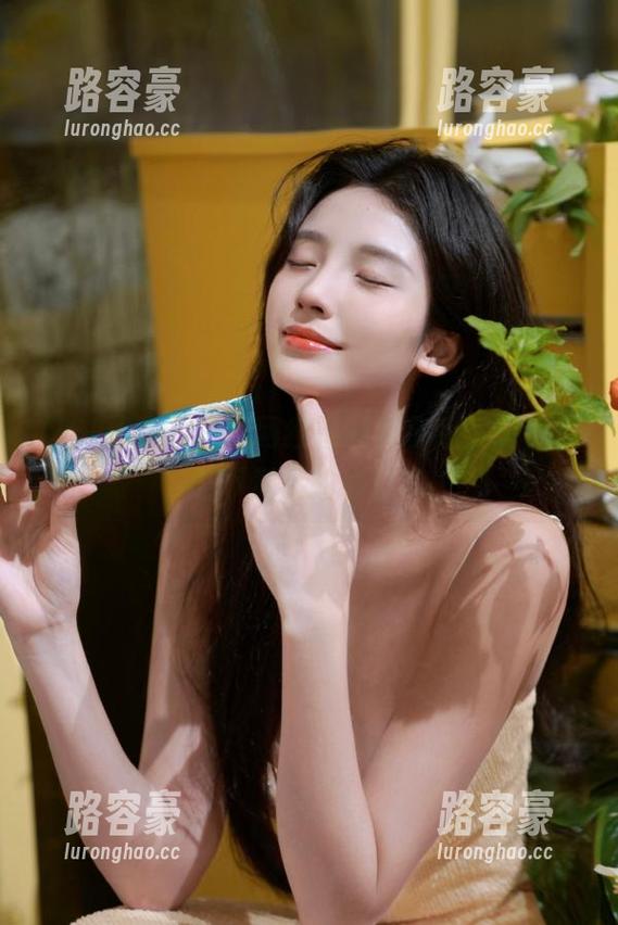吃瓜网红福利尊享版，超快线路下载体验最佳！