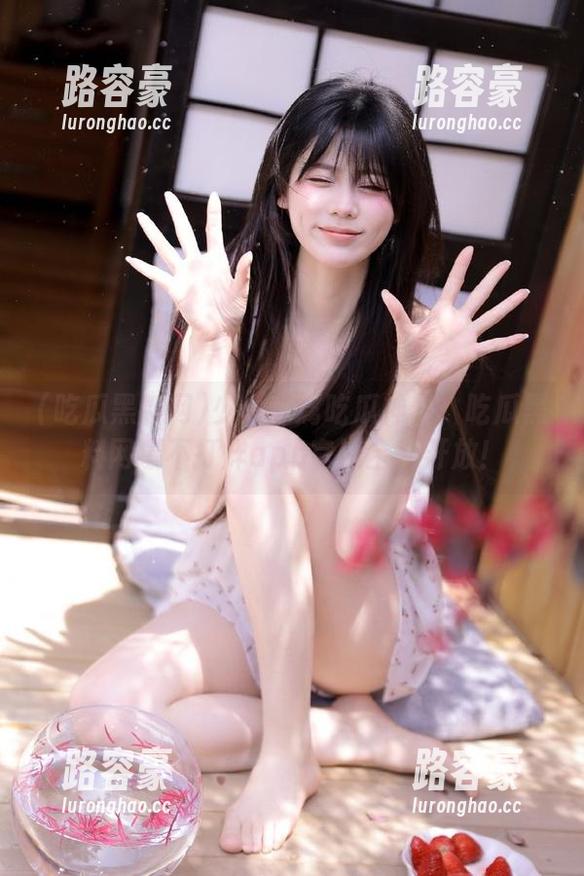 少女专属吃瓜神器！吃瓜黑料网曝不打烊app官网全天开放！