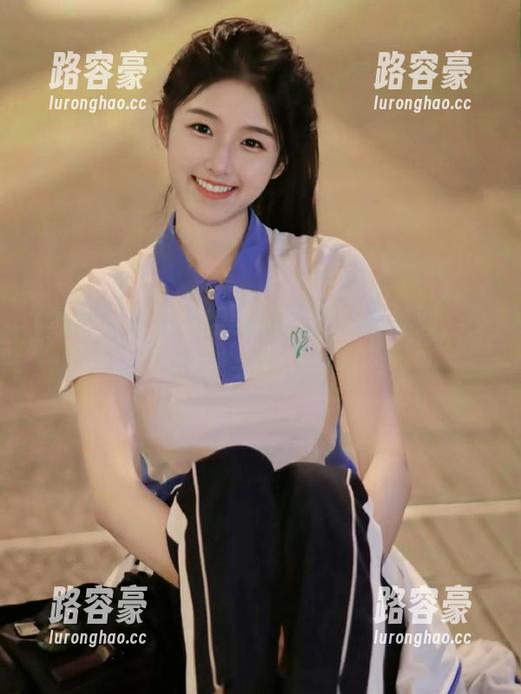 暴走黑料直达娱乐圈秘闻，少女独家爆料不停！
