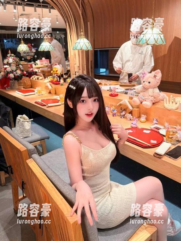 一键直达海角吃瓜链接，掌握第一手热点大瓜资讯
