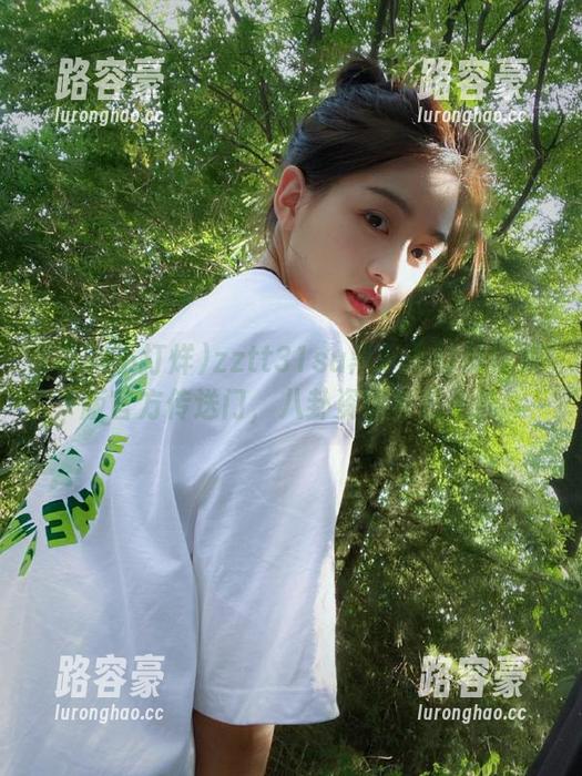 zztt31su黑料不打烊苹果版官方传送门，八卦资讯实时更新