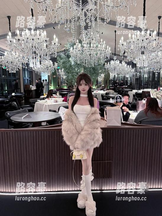 一键直达黑料社黑料不打烊传送门导航，吃瓜更开心！