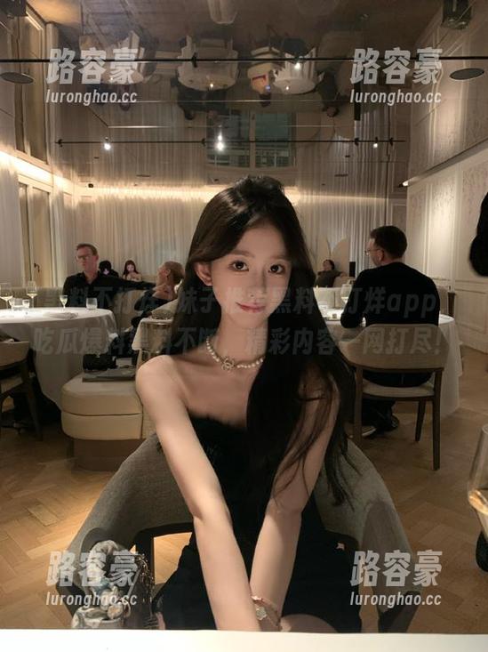 妹子推荐黑料不打烊app，吃瓜爆料黑料不断，精彩内容一网打尽！
