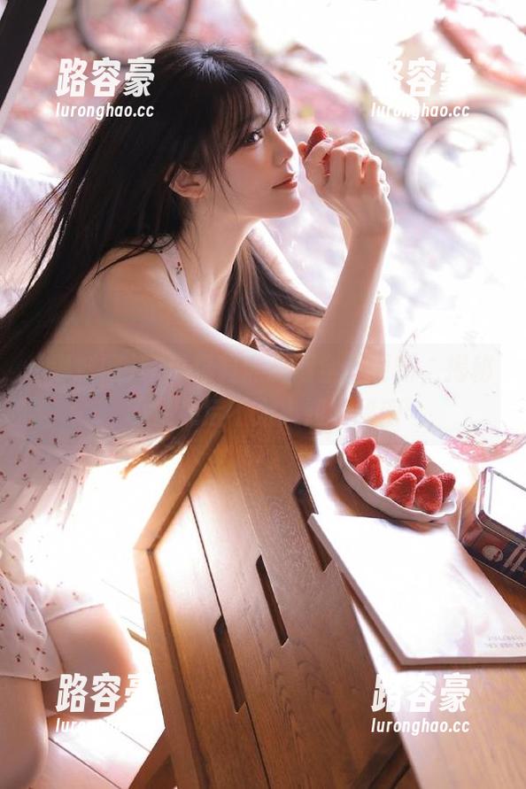 吃瓜爆料黑料网全面更新，揭秘明星背后不为人知的秘密