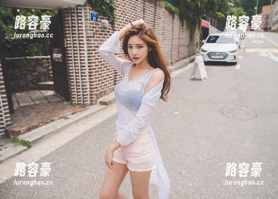 妹子狂推ios黑瓜吃料，精彩吃瓜内容每天自动更新